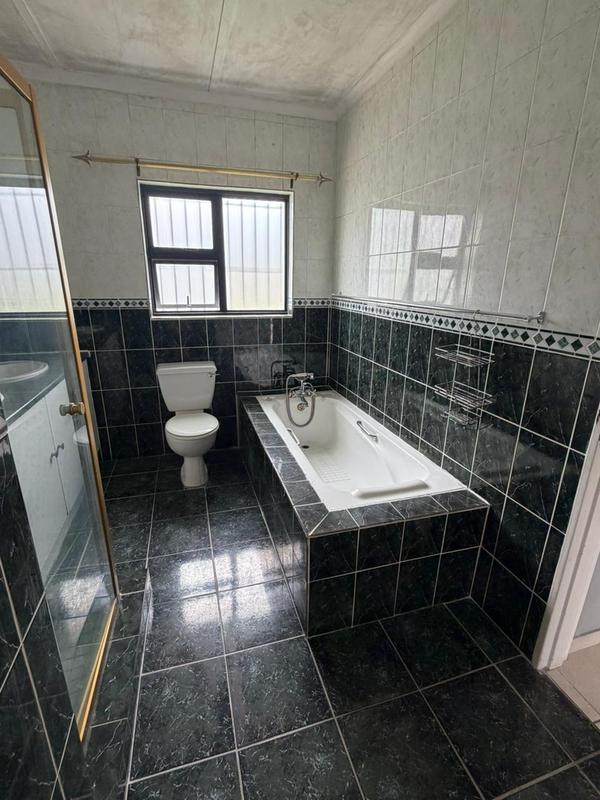 4 Bedroom Property for Sale in Morgenster Western Cape